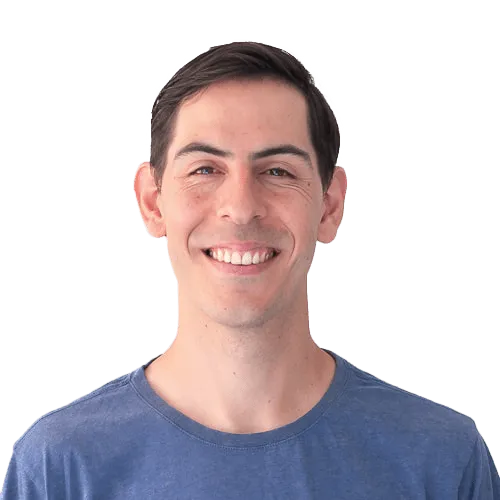 Ernesto Ortiz, founder of Structural SEO, smiling in a blue t-shirt